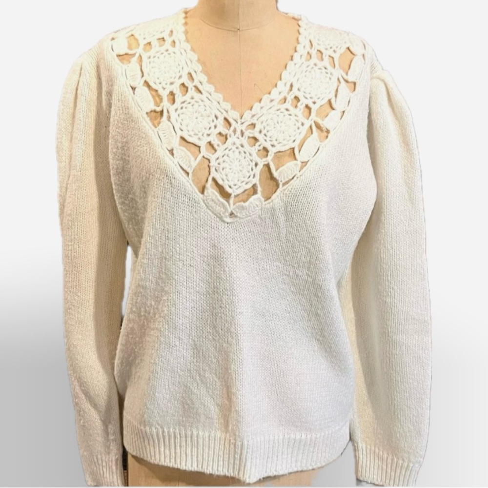Vintage 80s floral open tatted lace crochet v neck puff statement sleeves white